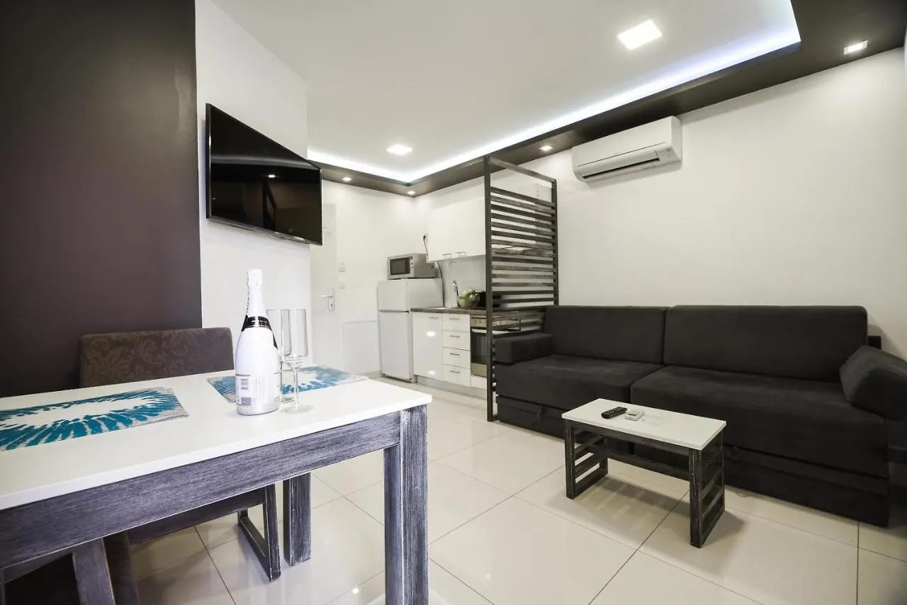Villa San Antonio-Exclusive Apartments باشْكا 0*,  كرواتيا